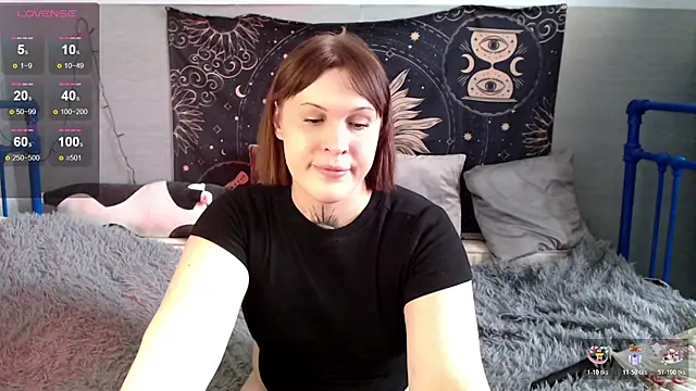 ivamayy online show from June 11, 9:39 am