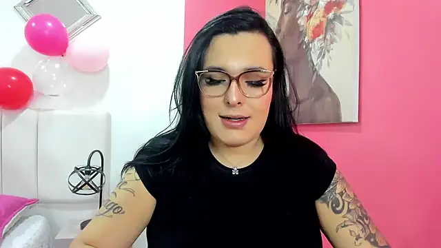 naty pink online show from February 18, 1:54 pm