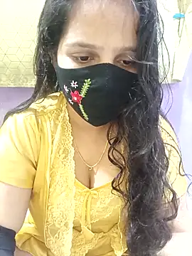 Snapshot of Rising_Smiler chatting on October 8, 6:34 pm Rising Smiler online show from October 8, 6:34 pm