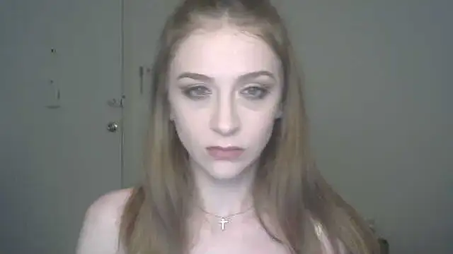 persephone332 online show from February 16, 12:10 am