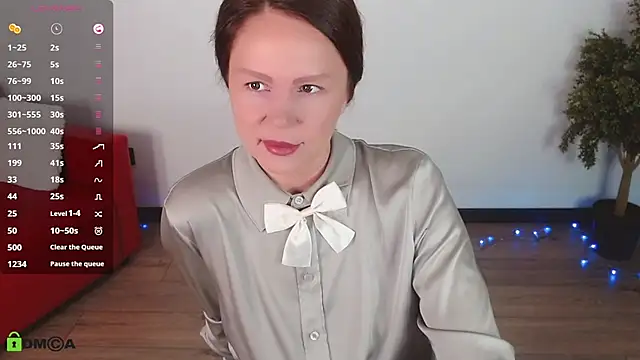 VickyGolden online show from June 11, 5:26 am