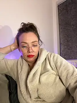 FemDom RubyKnightXXO online show from October 4, 6:23 pm