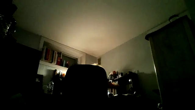 XTRAHORNYONE online show from February 15, 3:53 am