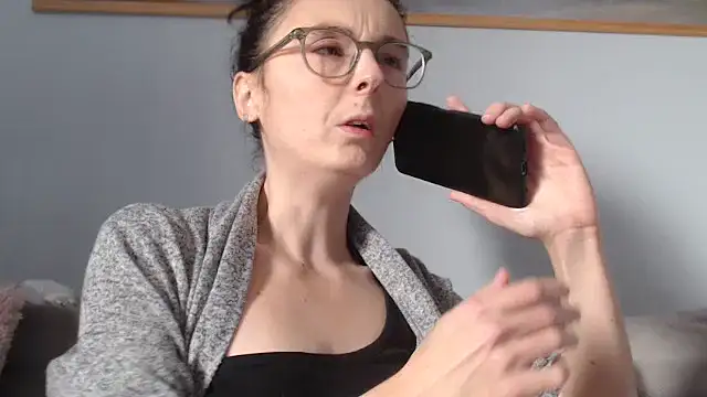 cleophee online show from October 31, 9:35 am