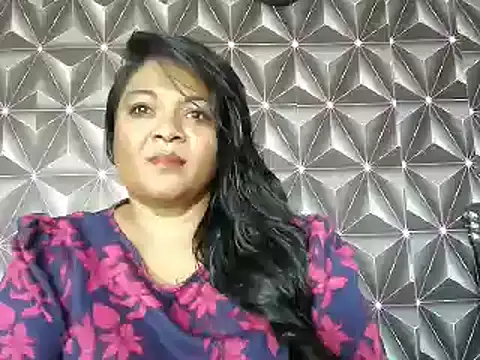 IndianDelia online show from April 17, 6:04 am