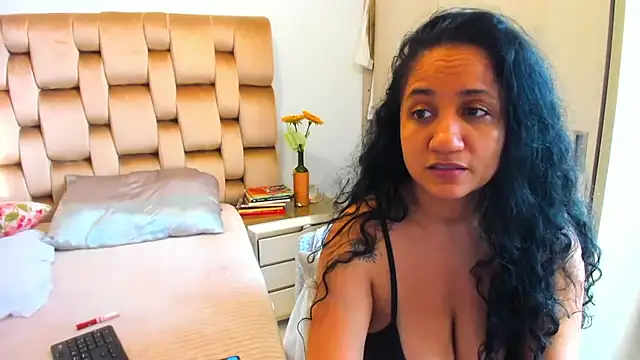 alaskmiller1 online show from July 11, 10:32 pm