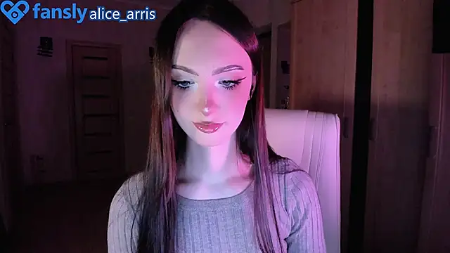 Snapshot of Alice__Aris chatting on October 14, 5:48 pm Alice Aris online show from October 14, 5:48 pm