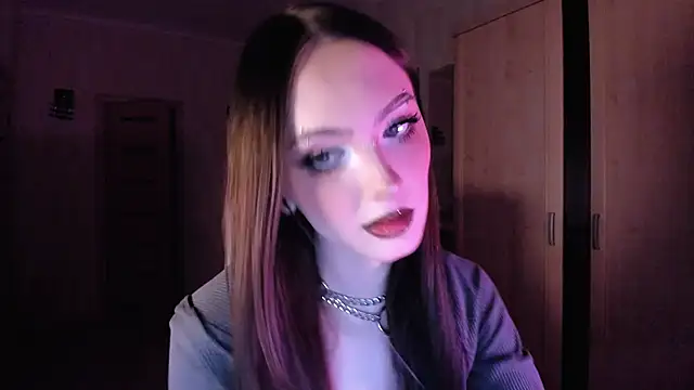 Snapshot of Alice__Aris chatting on October 3, 6:35 pm Alice Aris online show from October 3, 6:35 pm