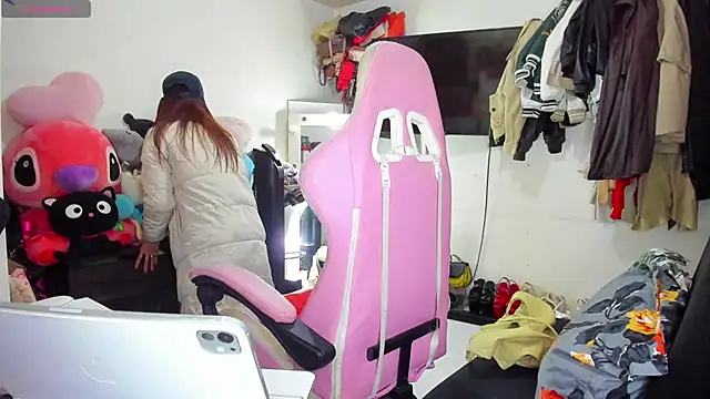 Lawrncesofiets online show from October 4, 3:49 pm