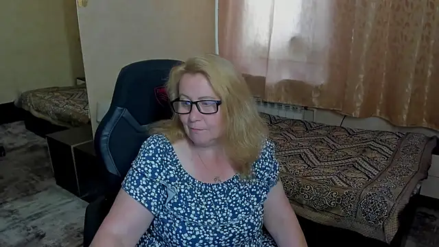 Frau Marta online show from June 28, 1:07 pm