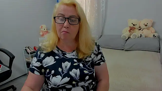 Frau Marta online show from July 30, 10:38 am