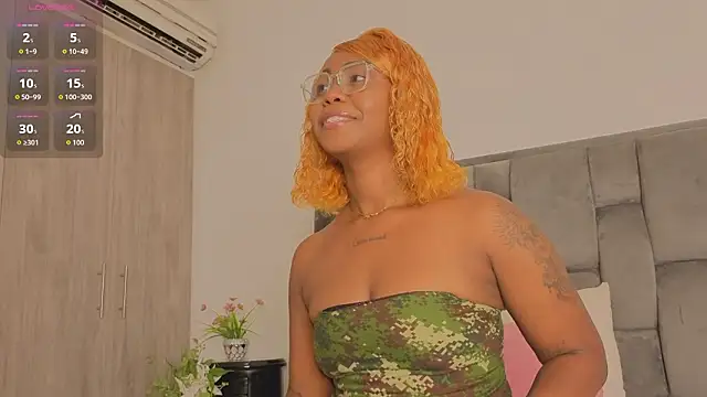 tanyyaa online show from March 17, 11:42 pm