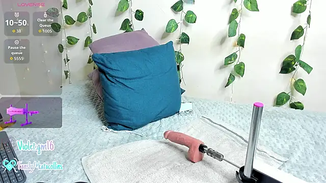 Snapshot of KataCollinsxx chatting on October 11, 5:48 pm KataCollinsxx online show from October 11, 5:48 pm