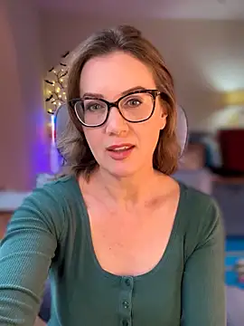 MaiseKnox online show from April 29, 7:19 pm