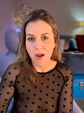 MaiseKnox online show from May 2, 10:24 pm