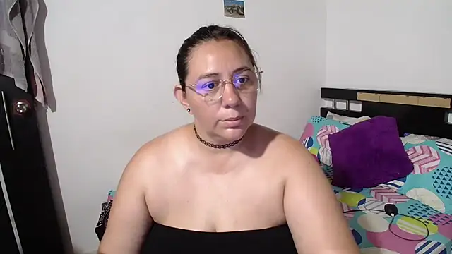 sexxy ticki online show from September 17, 9:57 pm