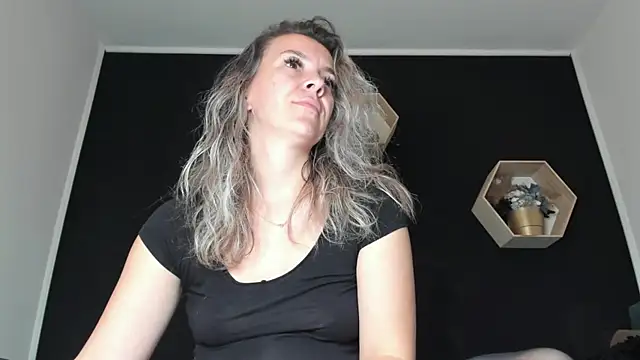 Alesys69 online show from September 18, 9:57 pm