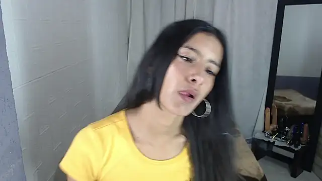 skinny Yizz online show from February 18, 8:30 pm