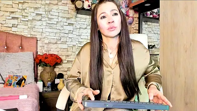 Carla expit online show from July 5, 1:23 am