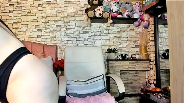 Carla expit online show from July 2, 12:32 am