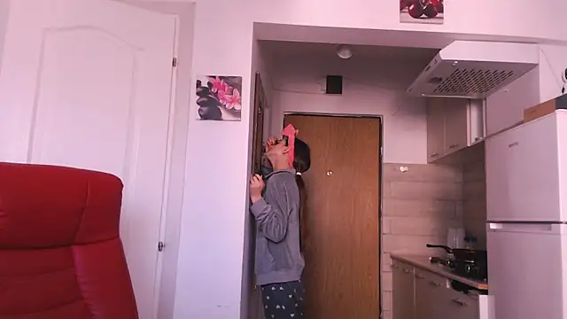 simyhvn online show from February 1, 7:18 am