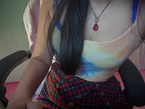 Queen Angelena online show from September 23, 5:00 pm