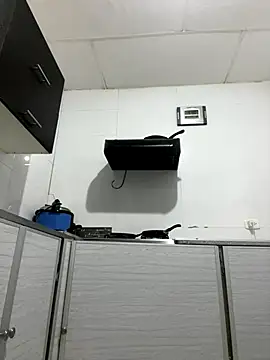 maymercy online show from December 18, 10:03 pm