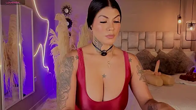 pamela reyes  online show from June 24, 6:29 pm