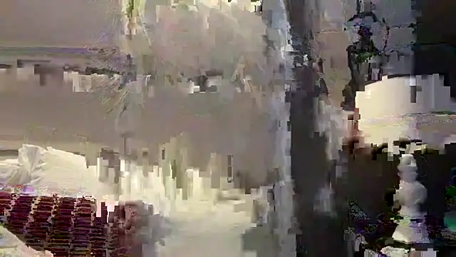 Snapshot of Blueskiiis3 chatting on September 27, 6:42 am Blueskiiis3 online show from September 27, 6:42 am