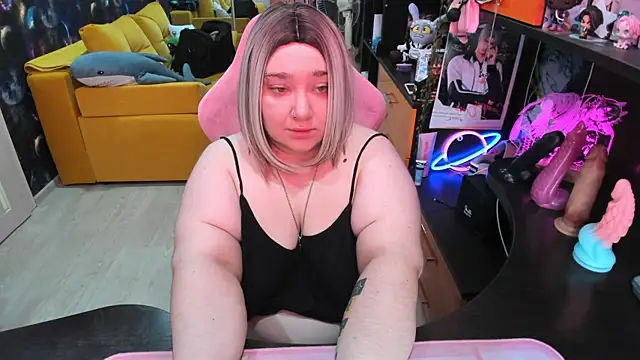 Softie Sofy online show from July 1, 2:55 am