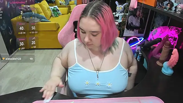 Softie Sofy online show from June 12, 3:03 am