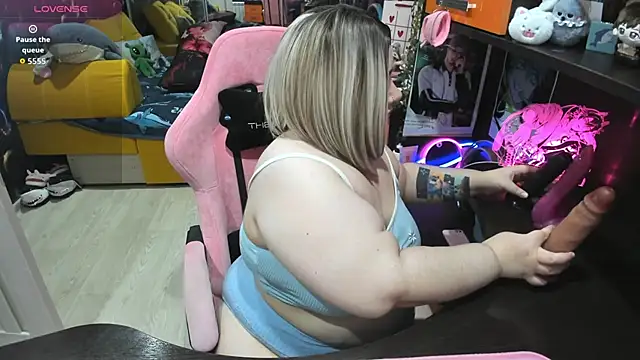 Softie Sofy online show from March 18, 3:22 am