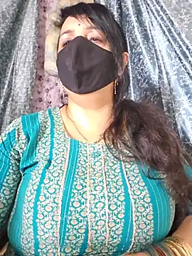 cute-tanvi online show from June 30, 10:26 am