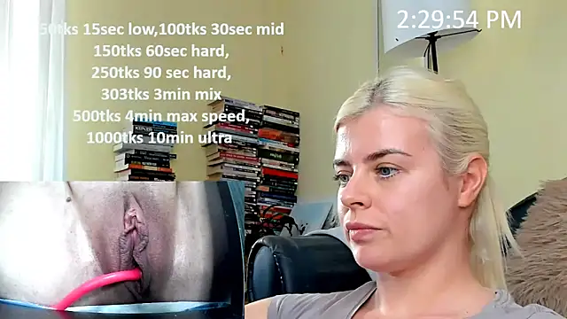 queenofthenighttt online show from January 17, 1:29 pm