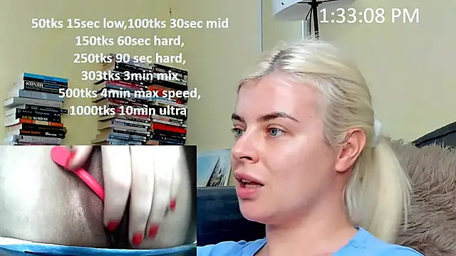 queenofthenighttt online show from January 15, 12:33 pm