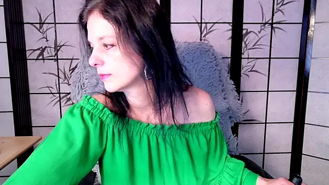 Sweetlonglips  online show from May 9, 6:26 am