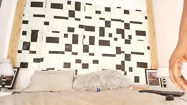 Sensual Crazy online show from July 31, 6:47 am