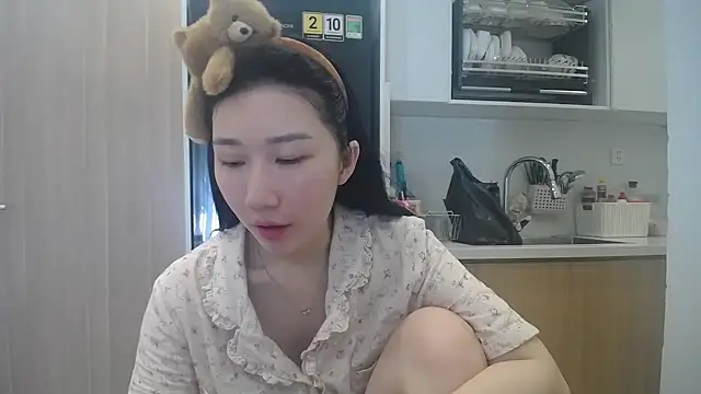Asiagirll online show from July 14, 2:05 am