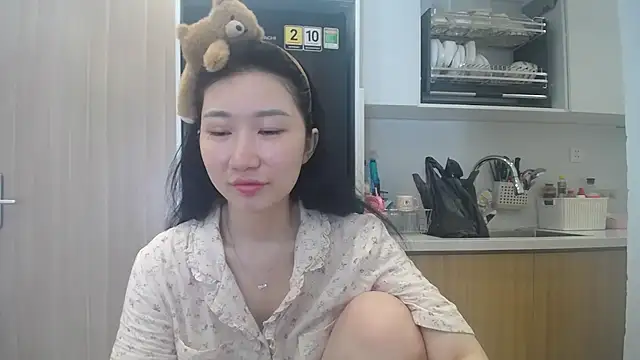 Asiagirll online show from July 14, 1:06 am
