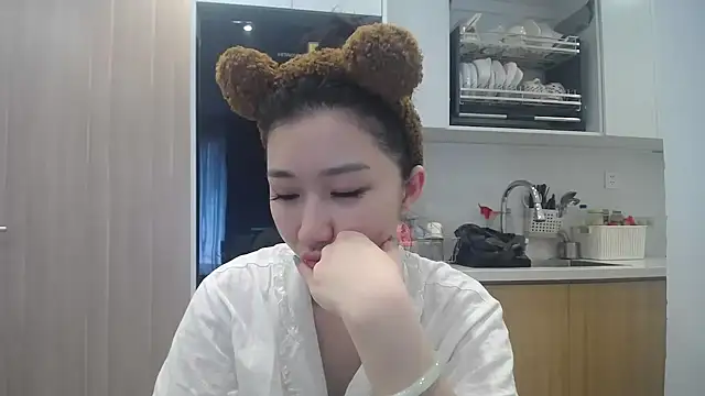 Asiagirll online show from June 23, 3:37 am