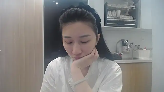 Asiagirll online show from July 28, 3:32 pm