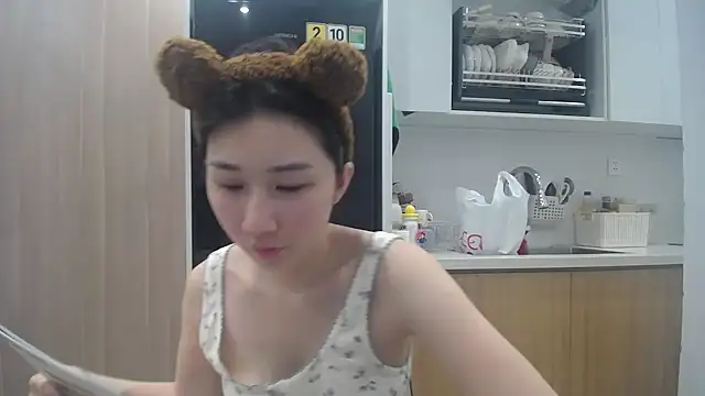 Asiagirll online show from June 13, 4:26 pm