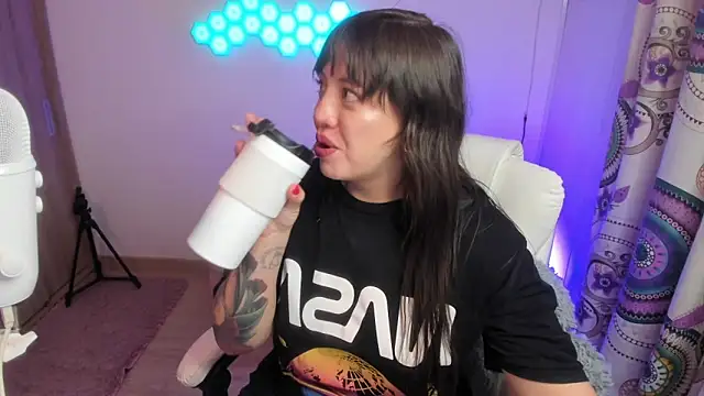 sophia grants online show from October 29, 6:18 am