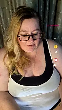 Iceprincess2bad4u online show from July 15, 6:12 pm
