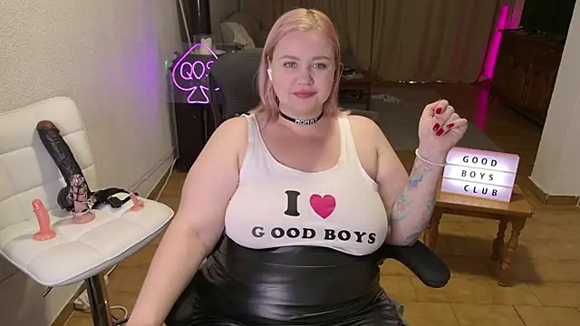 MargotGrey online show from May 2, 7:11 am