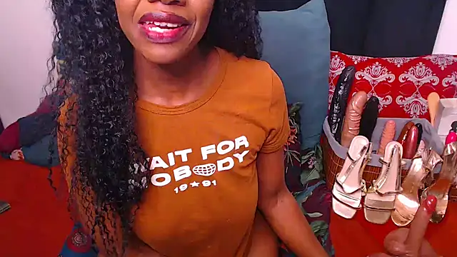sexybootylicious online show from June 13, 9:07 am
