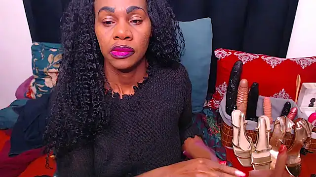 sexybootylicious online show from June 18, 10:53 am