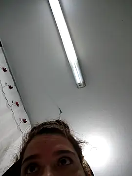 karlythothxh online show from December 17, 11:42 pm