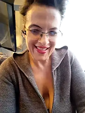 RebeccaNoble online show from December 1, 1:47 pm