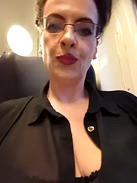 RebeccaNoble online show from June 21, 2:15 am